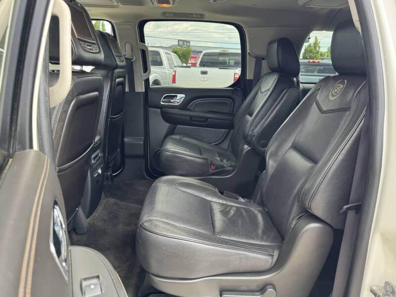2014 Cadillac Escalade ESV Platinum