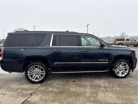 2017 GMC Yukon XL SLT