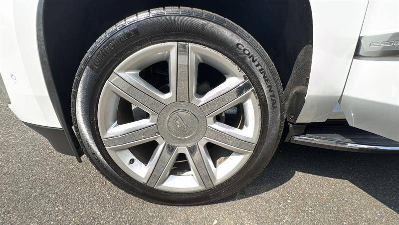 2017 Cadillac Escalade Luxury