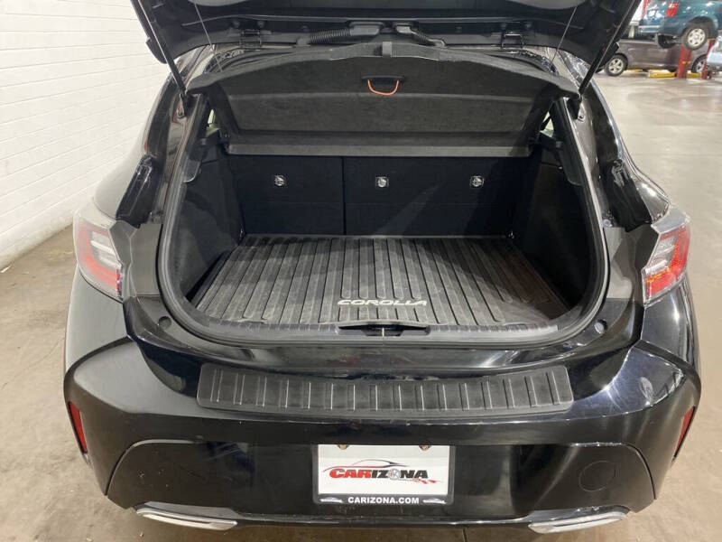 2022 Toyota Corolla Hatchback SE