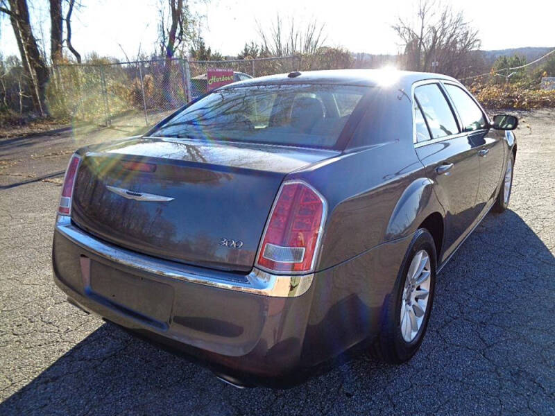 2013 Chrysler 300