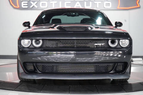 2015 Dodge Challenger SRT Hellcat