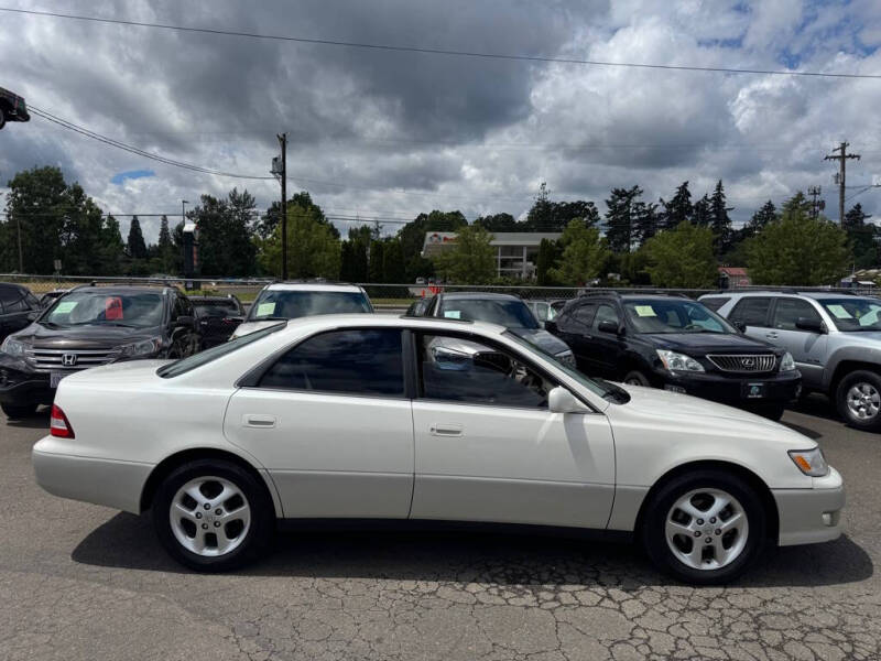 2000 Lexus ES 300
