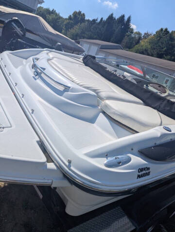 2005 Crownline 206 ls