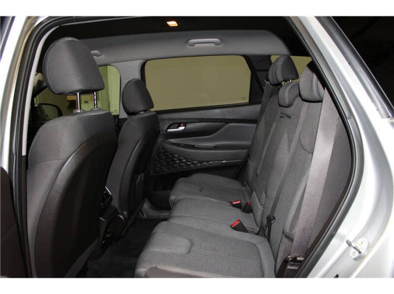 2020 Hyundai Santa Fe SE