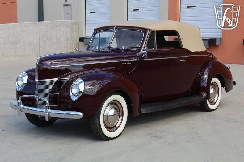 1940 Ford Deluxe