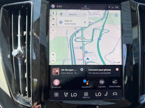 2024 Volvo XC60 B5 Core Dark Theme