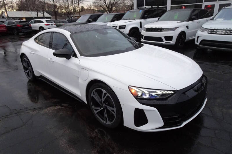 2022 Audi e-tron GT quattro Prestige