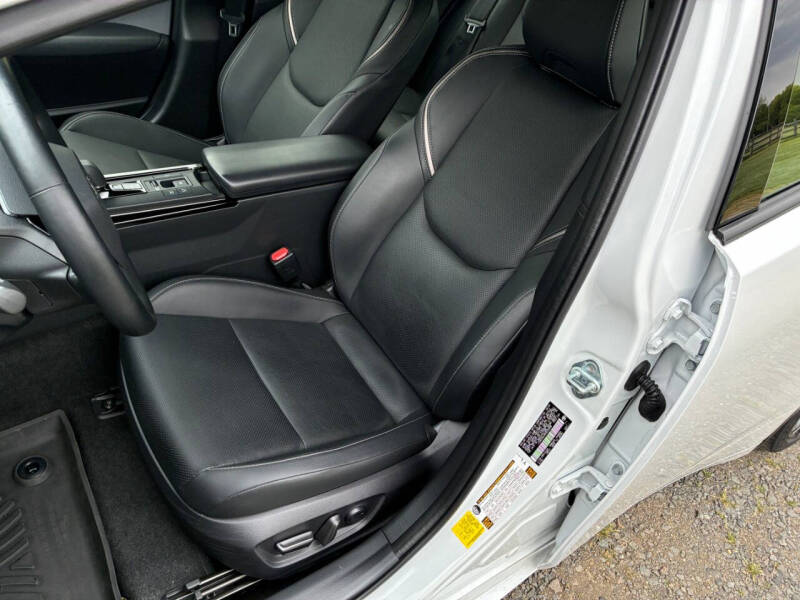 2024 Toyota Prius XLE