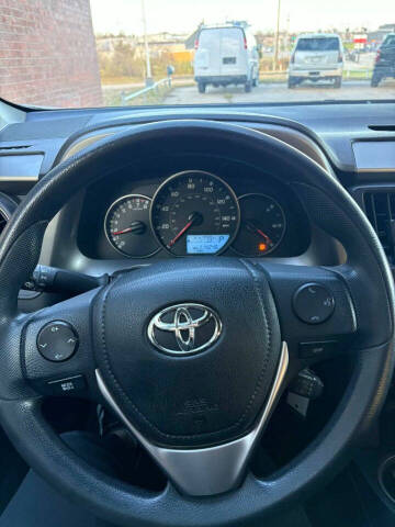 2016 Toyota RAV4 LE