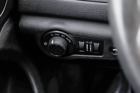 2017 Chrysler 200 Limited Platinum