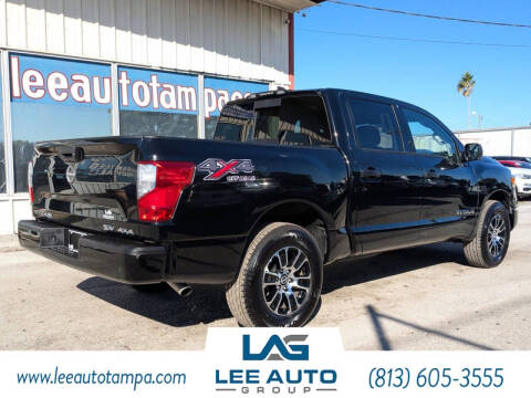 2023 Nissan Titan SV