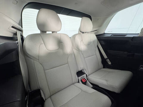 2017 Volvo XC90 T8 eAWD Inscription