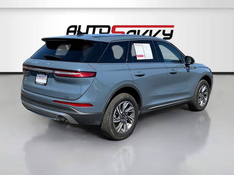 2025 Lincoln Corsair Premiere
