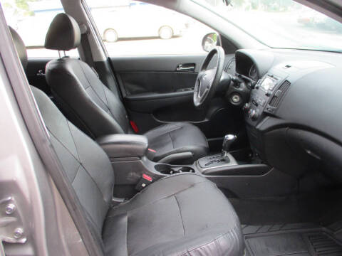 2011 Hyundai Elantra Touring SE