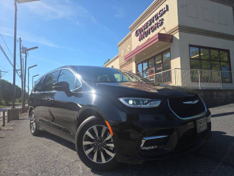 2024 Chrysler Pacifica Plug-In Hybrid Select