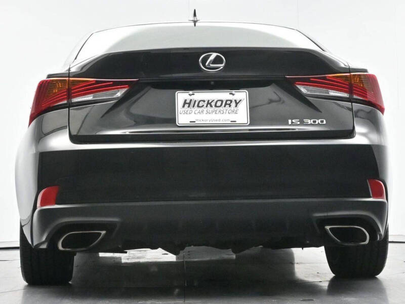 2019 Lexus IS 300