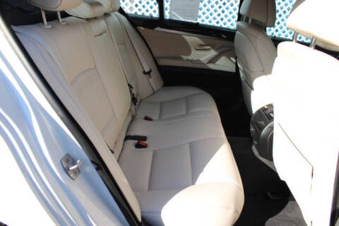 2014 BMW 5 Series 528i