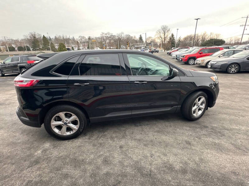 2019 Ford Edge SE