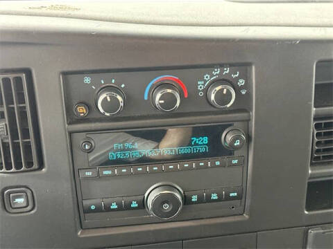 2023 GMC Savana 2500