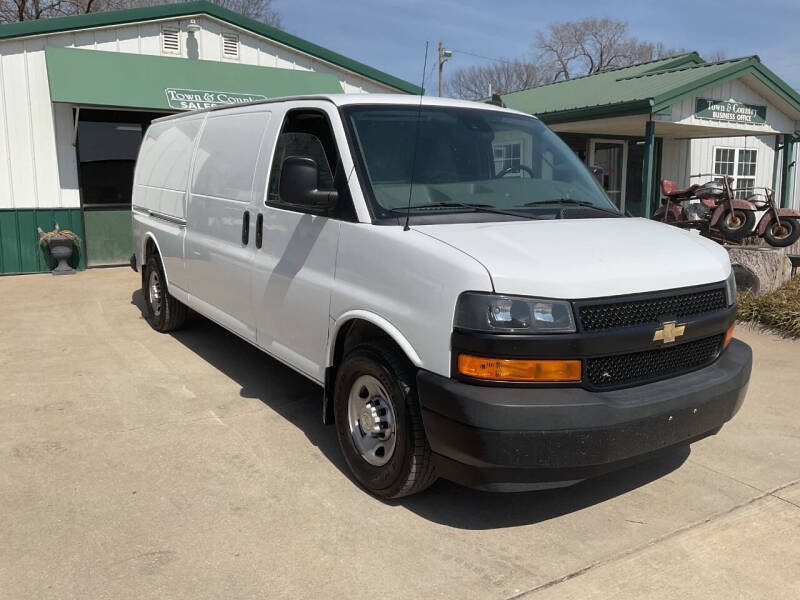 2020 Chevrolet Express 3500