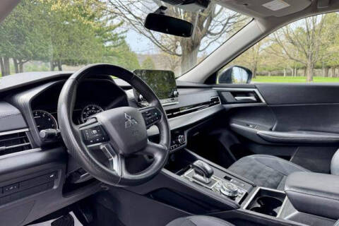 2024 Mitsubishi Outlander