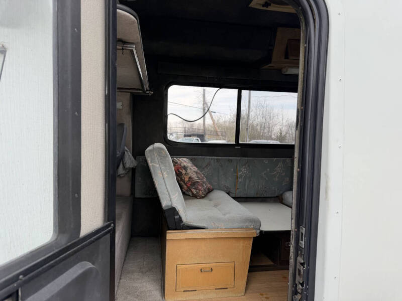 1998 Toyota HiAce