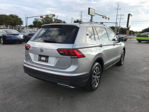 2019 Volkswagen Tiguan SE