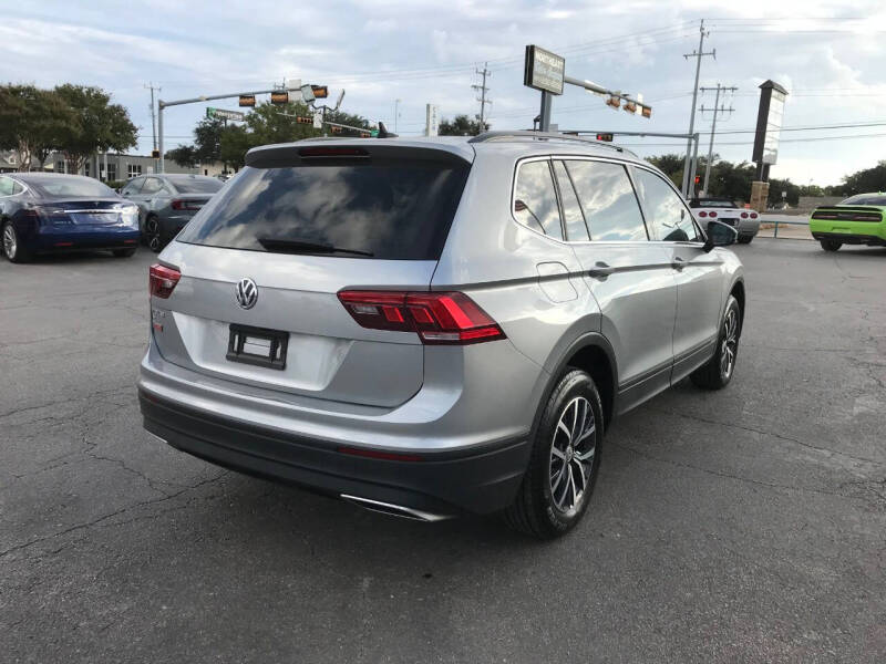 2019 Volkswagen Tiguan SE