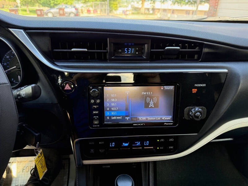 2016 Scion iM