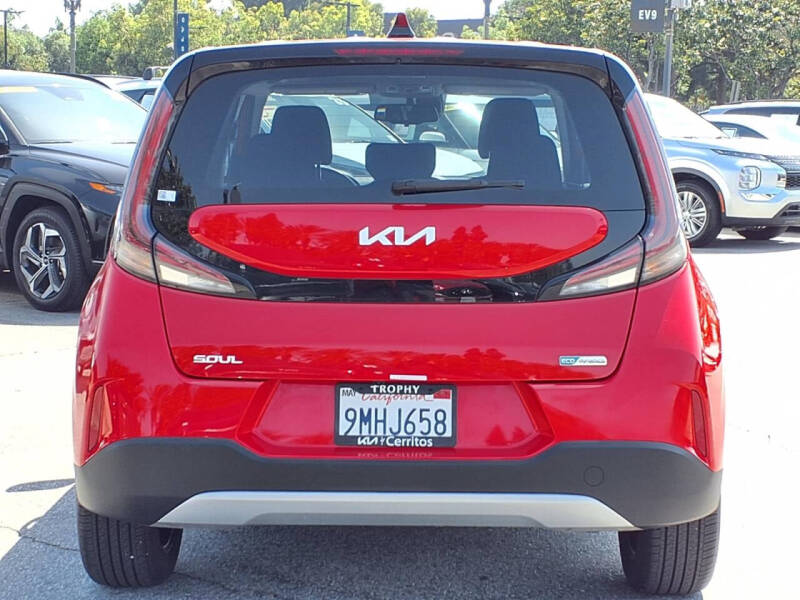 2024 Kia Soul EX