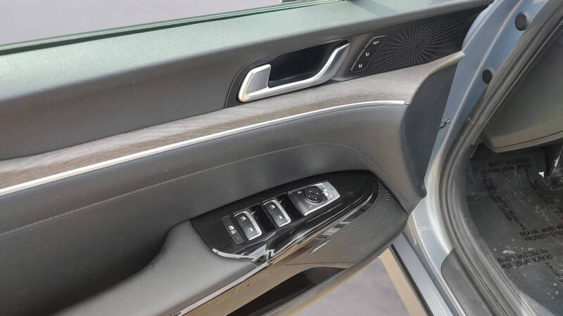 2023 Kia K5 EX