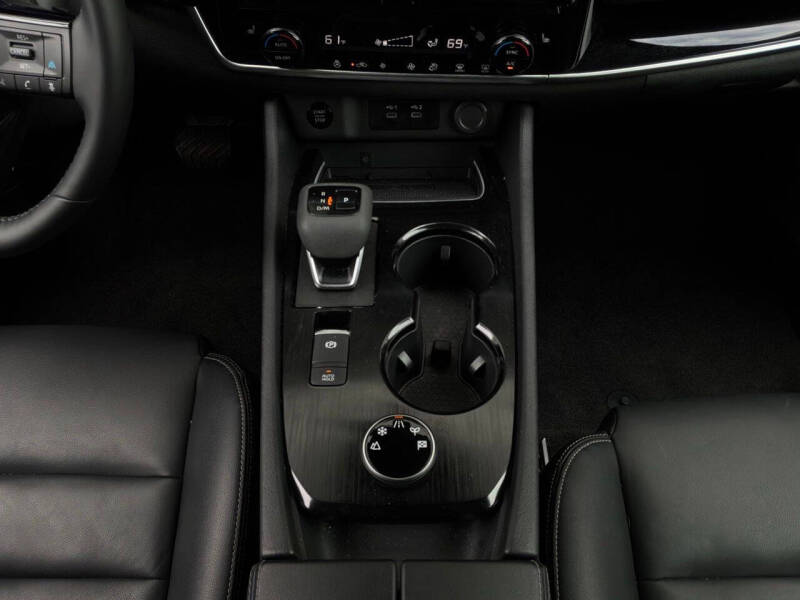 2026 Nissan Rogue SL