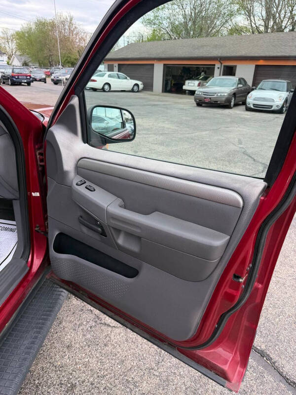 2003 Ford Explorer XLT