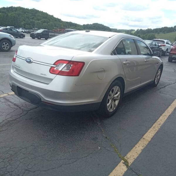2012 Ford Taurus SEL