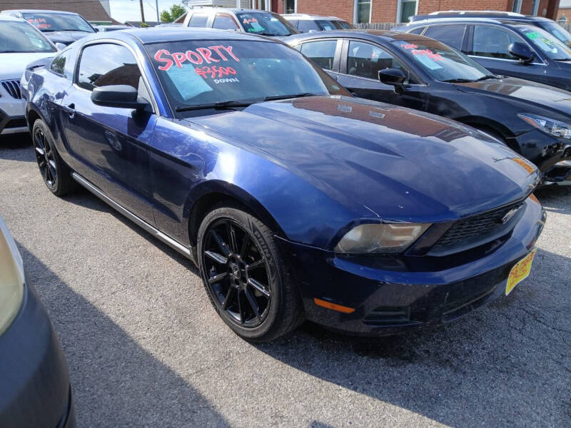 2010 Ford Mustang V6