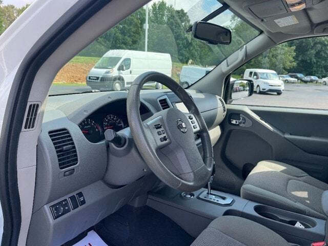 2021 Nissan Frontier 22