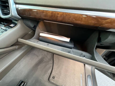 2011 Porsche Cayenne S