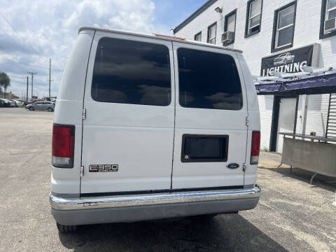 2001 Ford E-Series E-350 SD XL