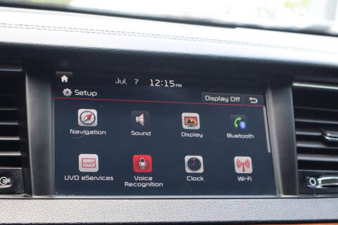 2017 Kia Cadenza Premium