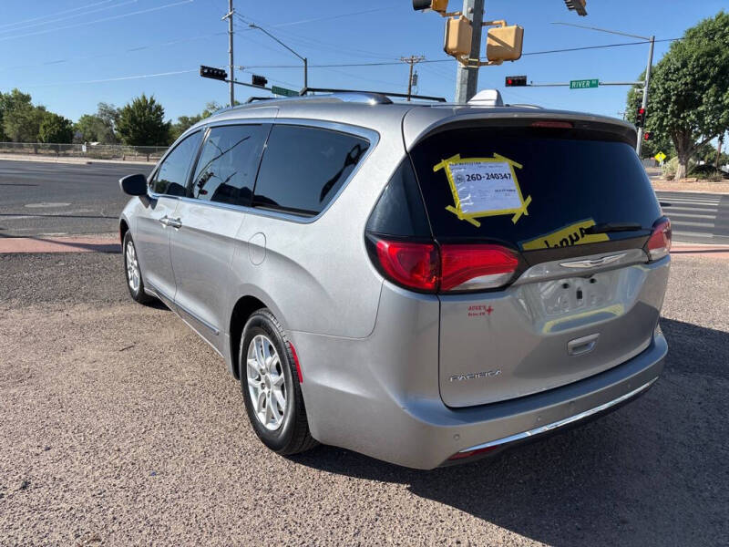 2020 Chrysler Pacifica Touring L