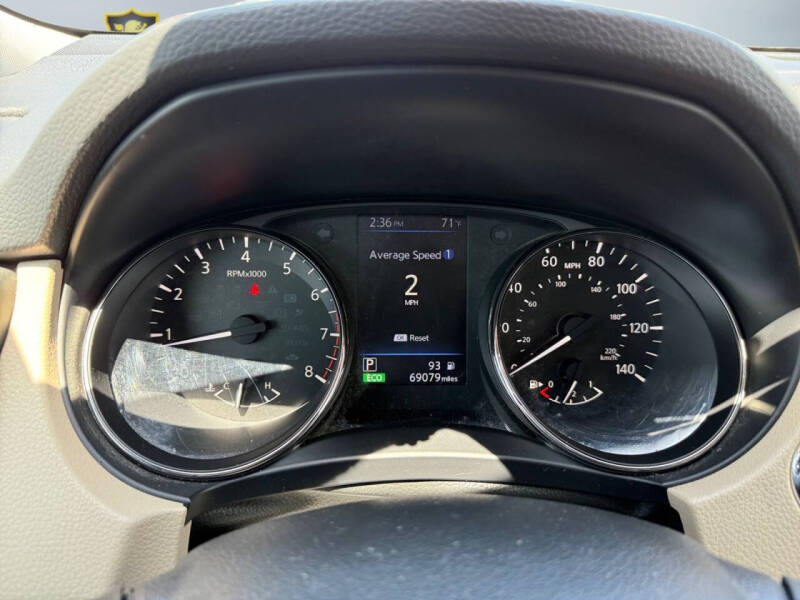 2020 Nissan Rogue SV