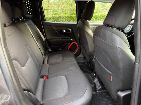 2017 Jeep Renegade Trailhawk