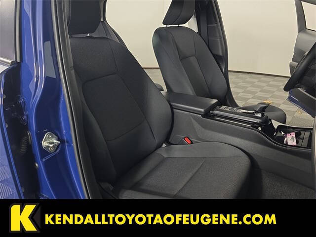 2024 Toyota Prius LE