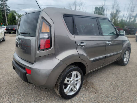 2011 Kia Soul +