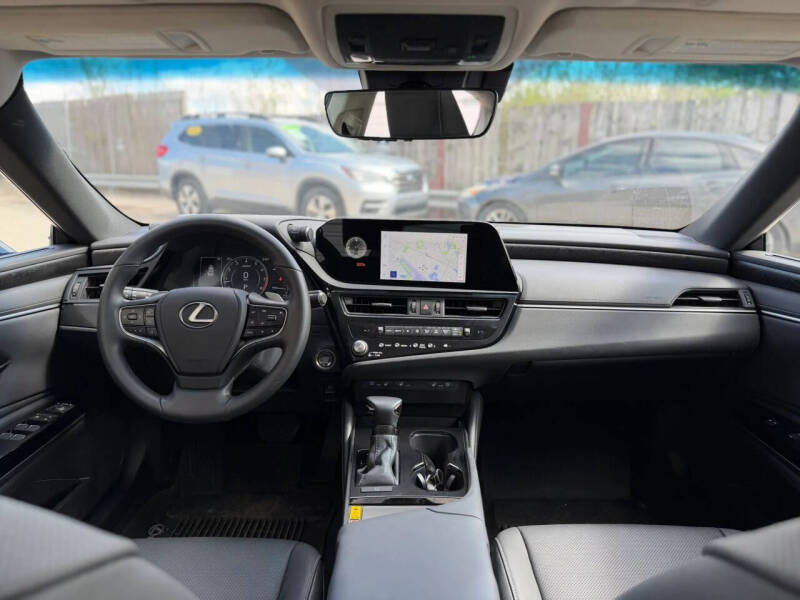 2024 Lexus ES 350
