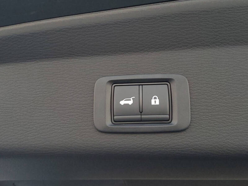 2025 Mitsubishi Outlander PHEV SE