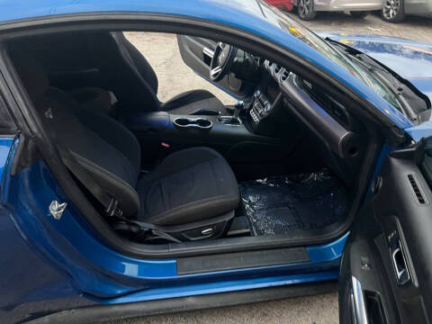 2017 Ford Mustang EcoBoost Premium