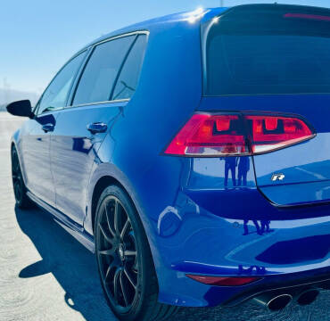 2015 Volkswagen Golf R 4Motion