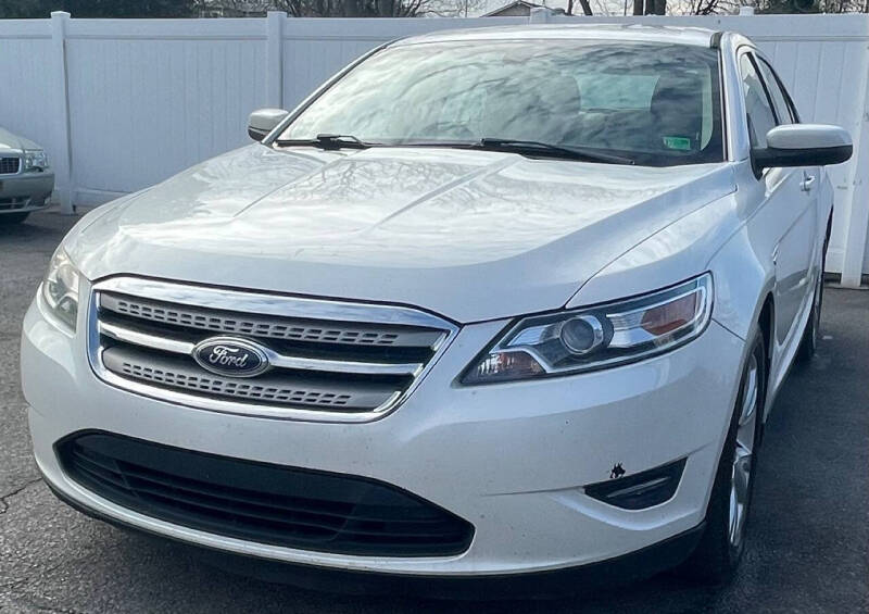2011 Ford Taurus SEL